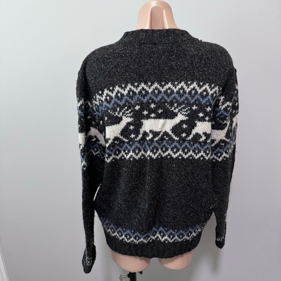 Northern Isles Wool Fair Isle Sweater Deer Moose Gray Made in USA Medium - Picture 2 of 5